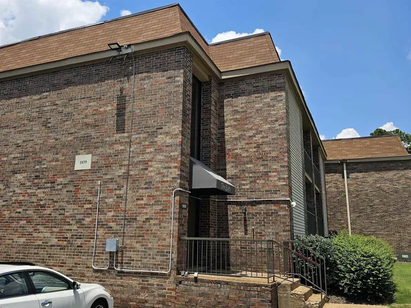 1859 Poplar Woods Cir W APT 301, Germantown, TN 38138