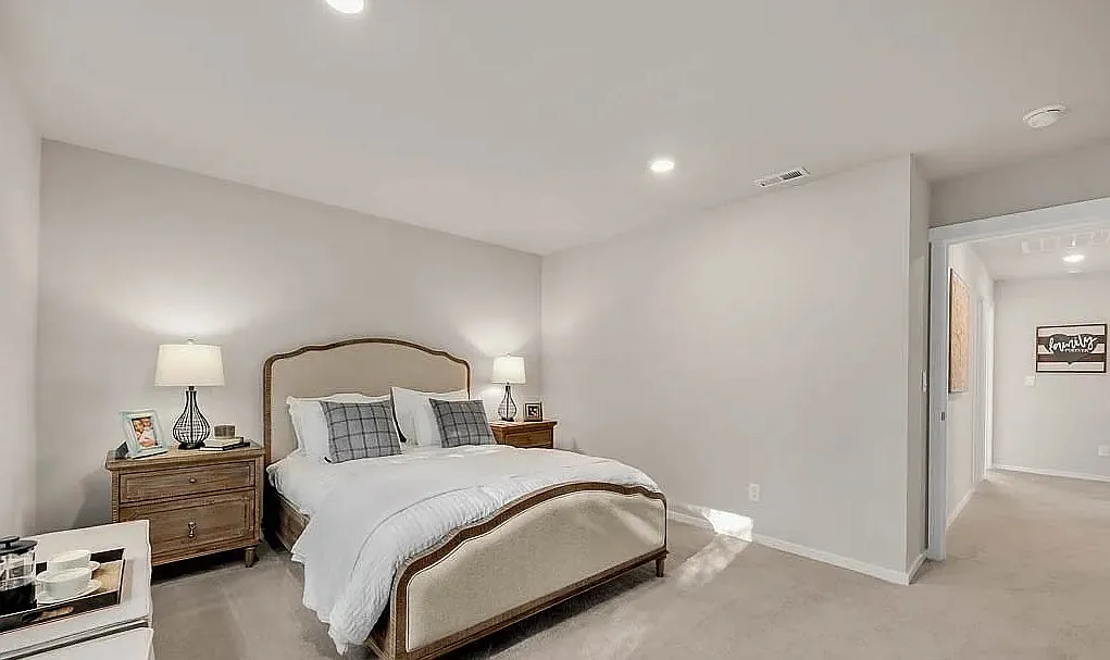 4 bed, 1860 sqft, $3,050 — Photo 4