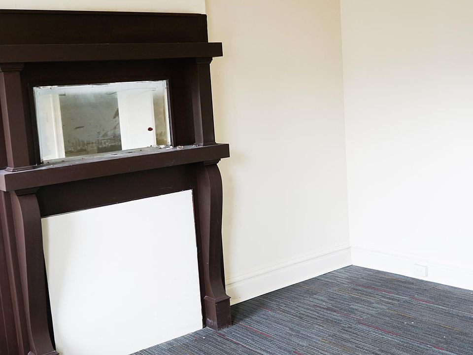 1st image of 3736 Palm St Floor 2