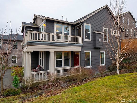 The addition of this amazing second story balcony welcomes sunset dinners.  Incredible view!