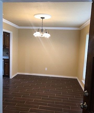 3rd image of 2813 Green Oaks Dr