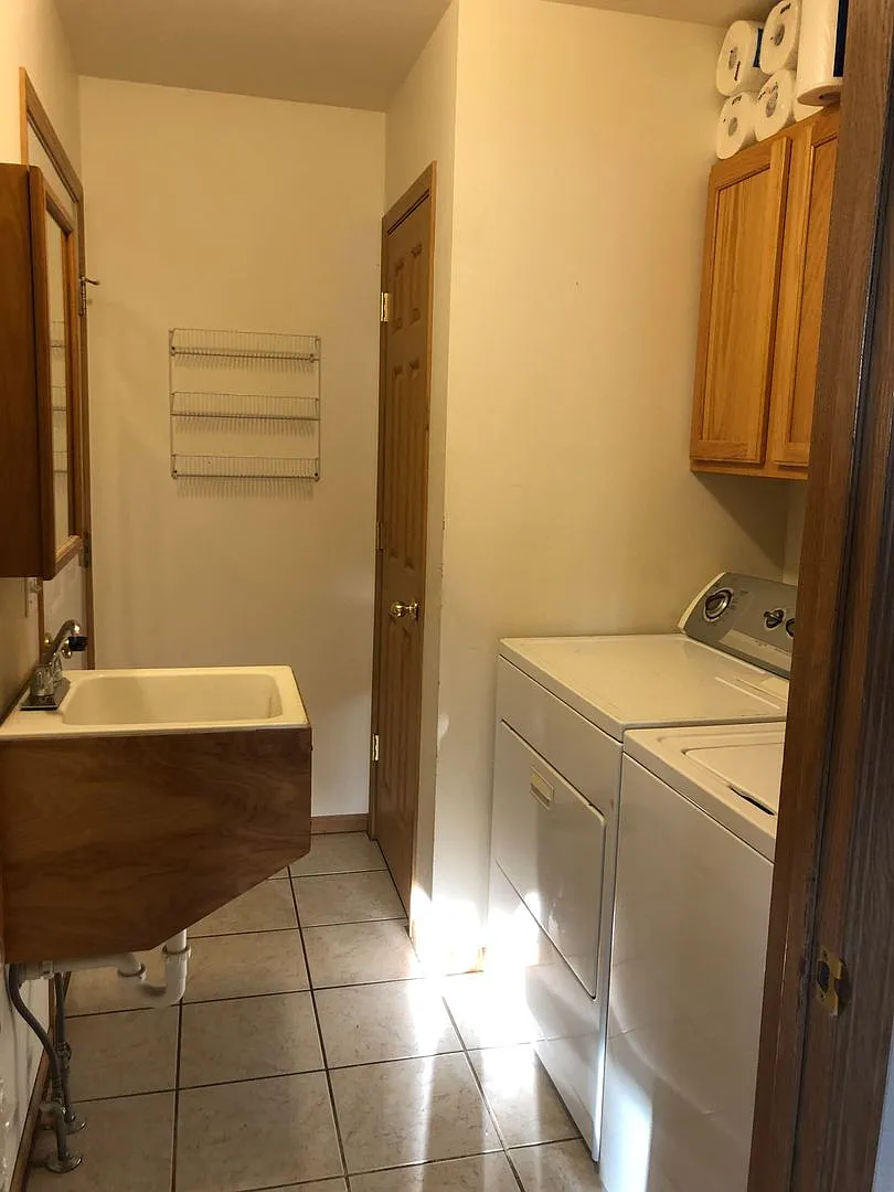 Wide Open Spaces - 3 Bedroom 2 Bathroom House in Gallatin Gateway — Photo 4