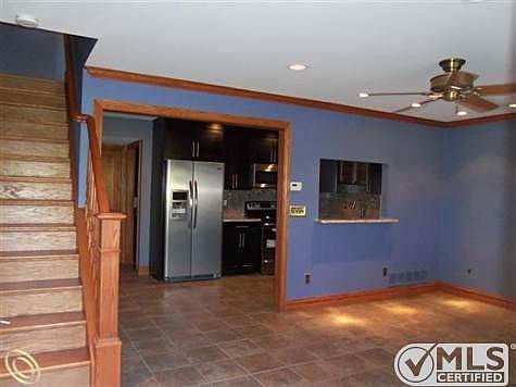 100_0564 (Small).JPG