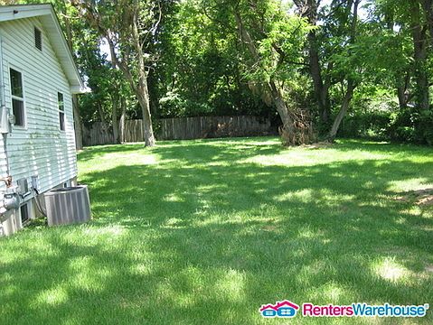 2nd image of 10751 Thorpe Ave