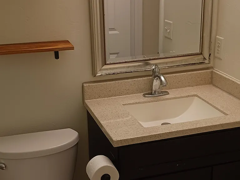 Main bathroom vanity