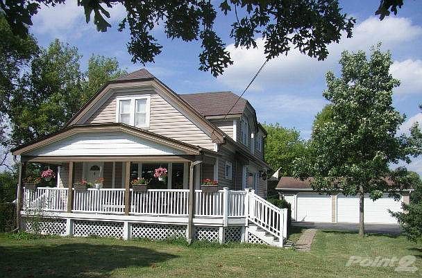  2 Bedroom Duplex Lower & Upper