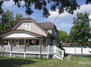 8900 W Forest Hill Ave, Franklin, WI 53132