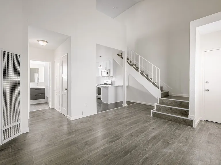 MC Eleanor, LLC — Photo 6