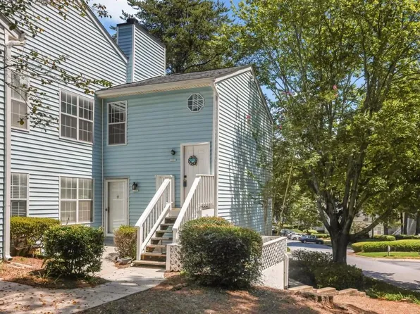 1008 Glenleaf Dr, Peachtree Corners, GA 30092