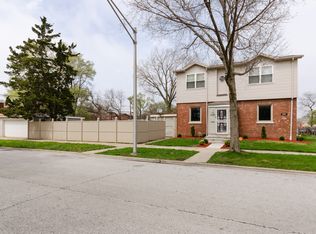 10054 S Crandon Ave, Chicago, IL