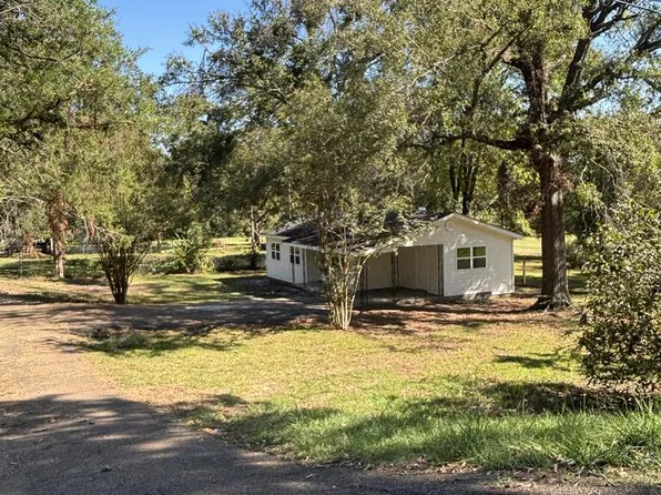 200 Shaw St, Water Valley, MS 38965