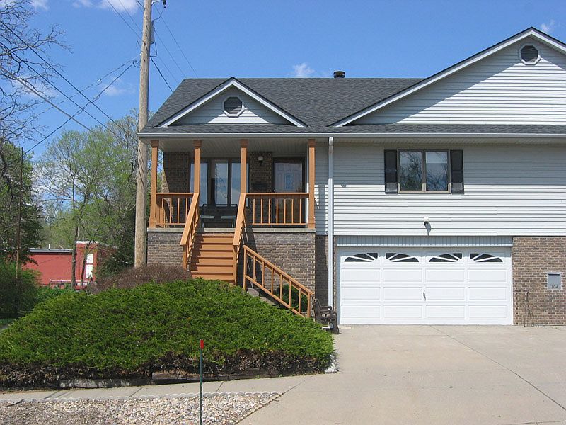 1st image of 306 1st St