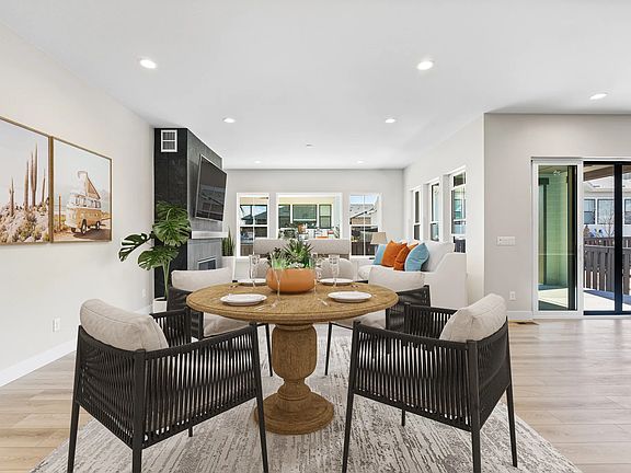 Homesite 4181 Dining Great Room - Virtually Stag