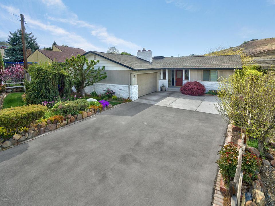 1st image of 310 Hillcrest Dr