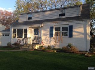 38 Garwood Rd, Fair Lawn, NJ 07410