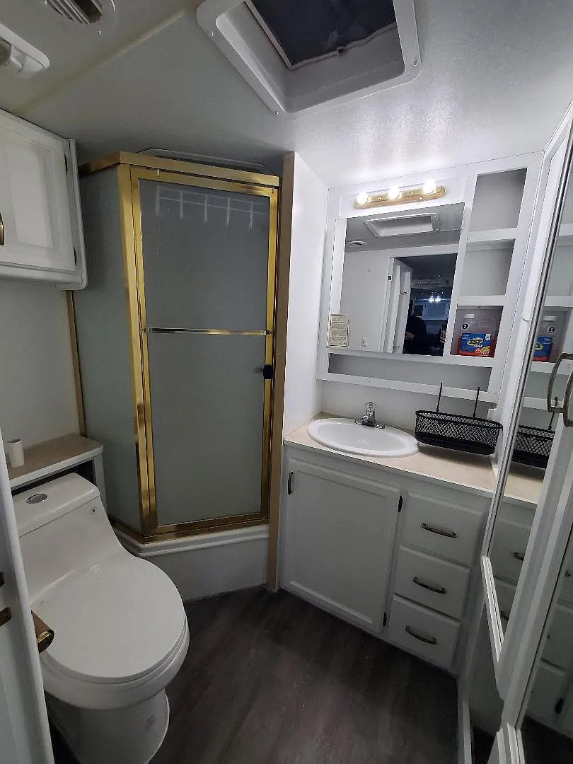1 bed, 450 sqft, $1,750 — Photo 3
