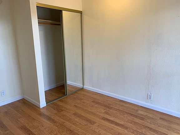 5th image of 410 Ford St #2