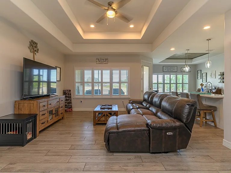 5 S Bay Hill Dr — Photo 15