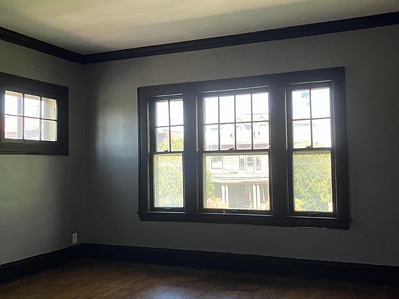 5th image of 1442 W 101st St #6