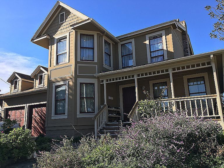 1st image of 212 Wood St