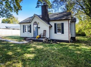 208 Hillcrest St, Clinton, TN 37716