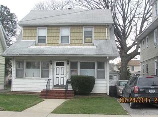94 - 09 220th St, Queens Village, NY 11428