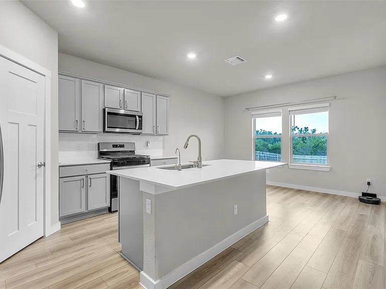 1212 Tipton St — Photo 5