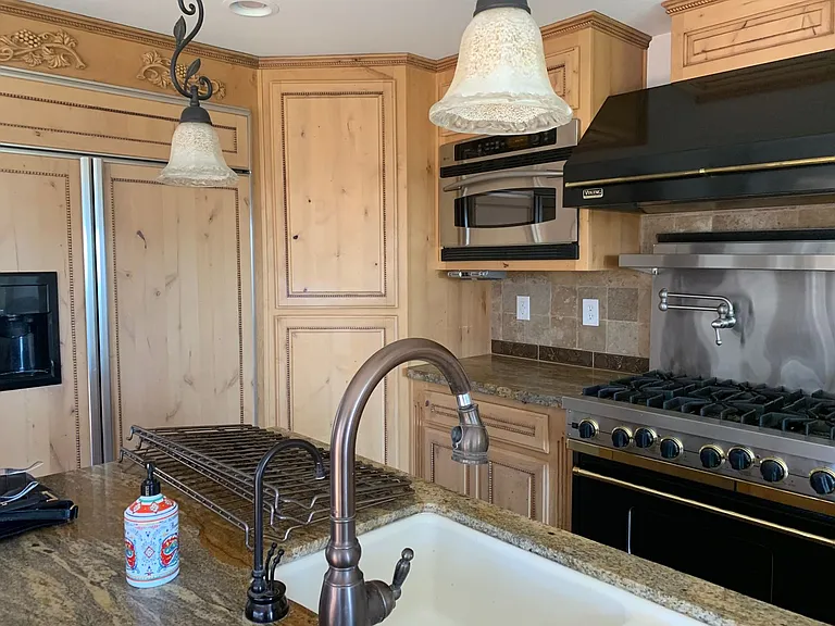 3245 Formby Ln — Photo 13