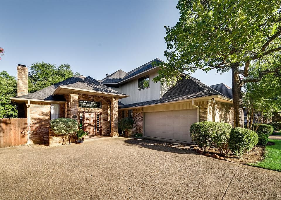 1st image of 4221 Oak Springs Dr