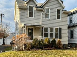 133 Mohawk Rd, Pontiac, MI 48341