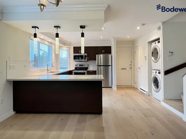 1298 W 6th Ave, Vancouver, BC V6H 1A5