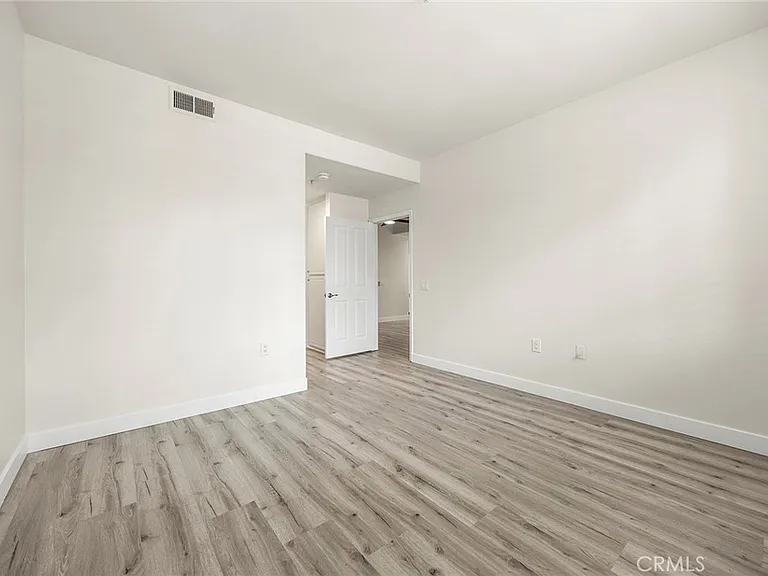 1603 Solvay Aisle — Photo 26