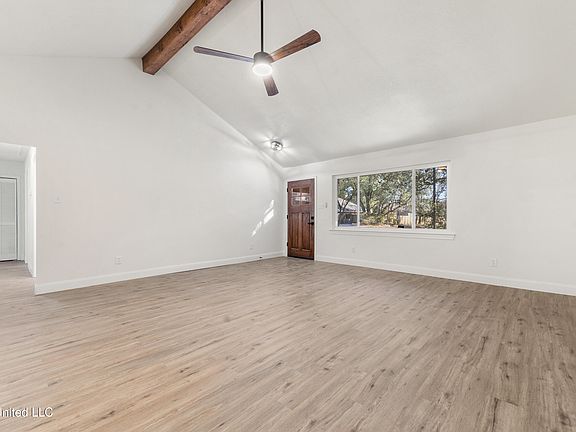 5th image of 9416 Meadowlark Ave
