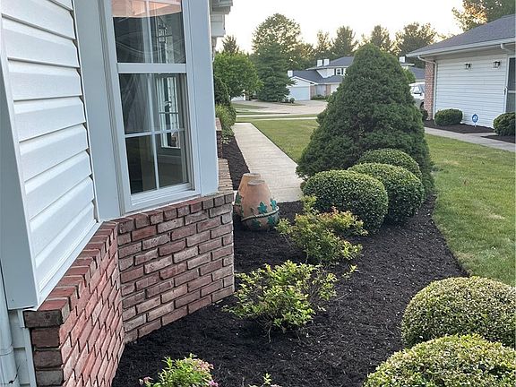 4th image of 18511 Woodhaven Dr
