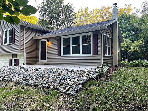 3rd image of 7139 N Cottonwood Ln