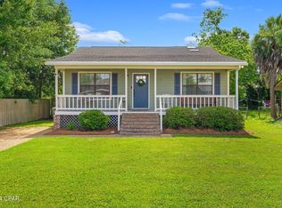 305 Missouri Ave, Lynn Haven, FL 32444