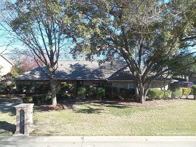 1st image of 107 Carnoustie Dr