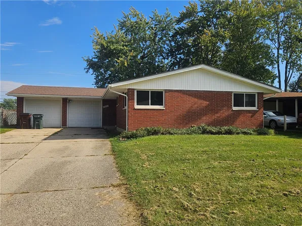 1392 Mapleridge Dr, Fairborn, OH 45324