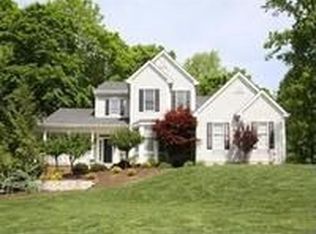 3287 Cherryview Ct, North Bend, OH 45052