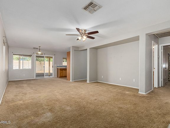 4th image of 439 N PAYTON --