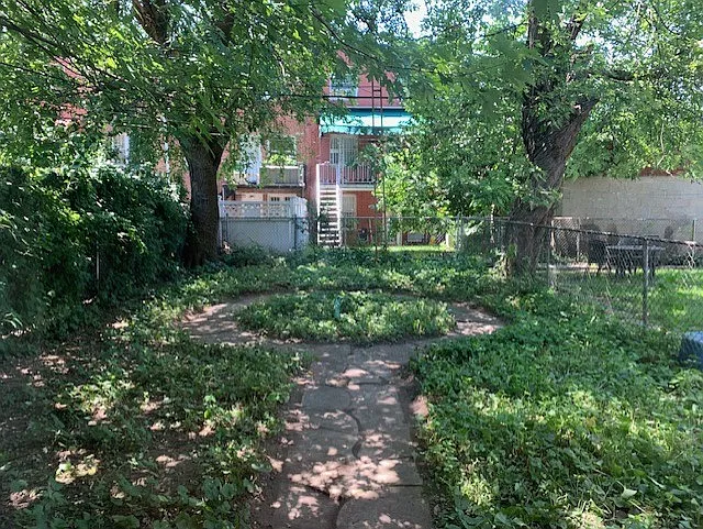 1 bed, 690 sqft, $2,300 — Photo 1