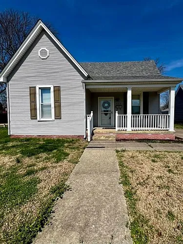 413 Booth Ave Photo 1