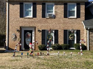 1813 Lexington Trce, Murfreesboro, TN 37130