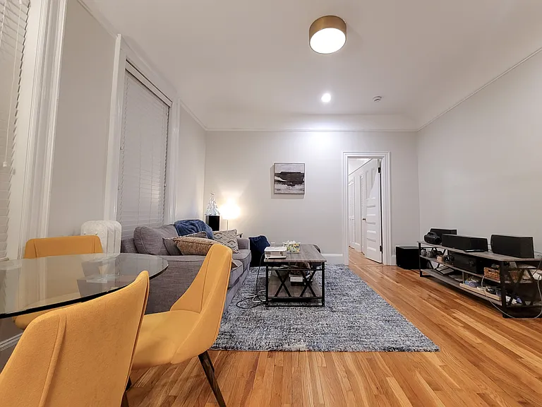 362 Commonwealth Ave #4C — Photo 3