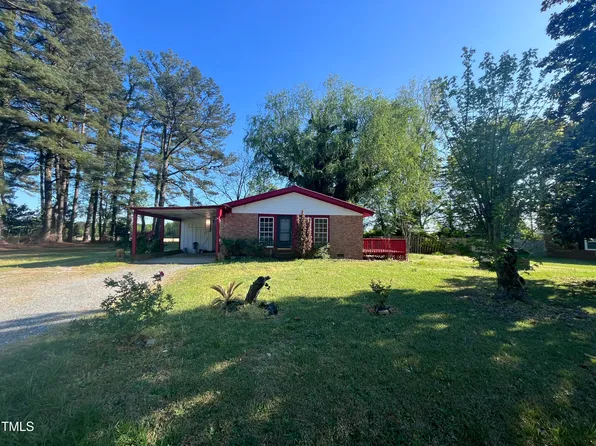 327 Holland Dr, Smithfield, NC 27577