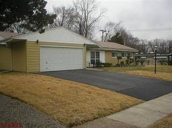 1st image of 6484 Evergreen Blvd