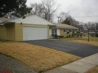 6484 Evergreen Blvd, Saint Louis, MO 63134