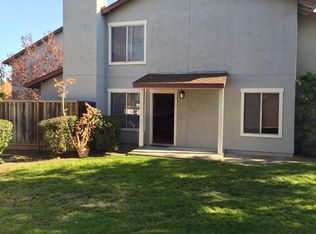 821 Spruance Ln, Foster City, CA 94404