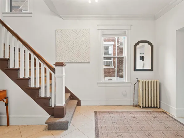 25 75th Street image 5 of 37