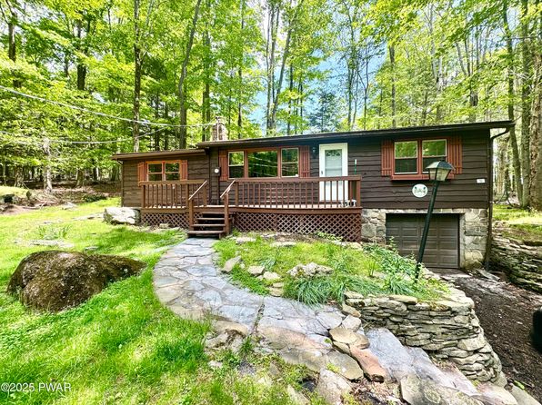 50 Bear Rock Rd